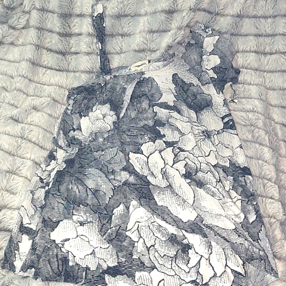 Women's Top